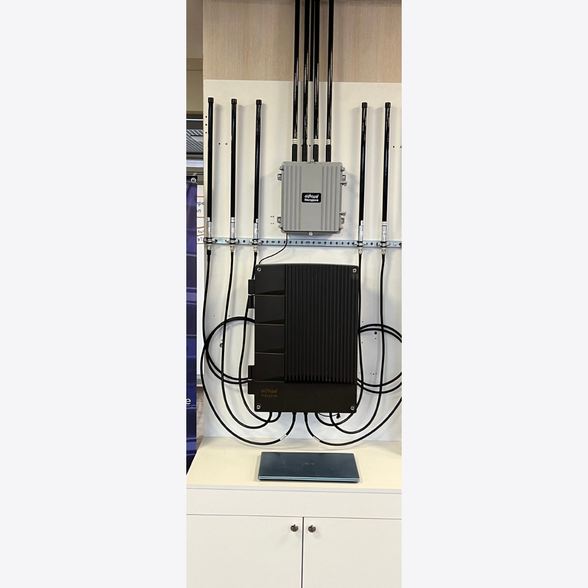 Комплекс обнаружения и подавления БПЛА Малахит-2 V2 стационарный 